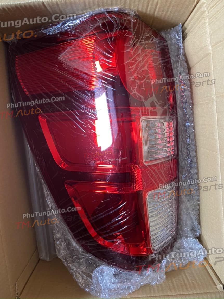 Đèn hậu ngoài MAZDA BT50 20-22