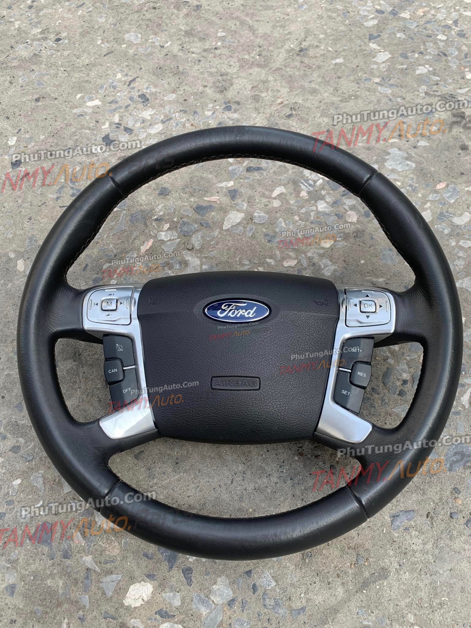 Vô lăng Ford Mondeo