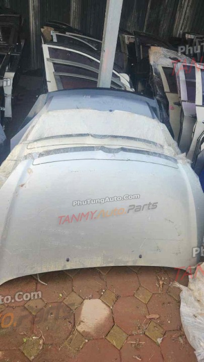 Nắp Capo Toyota Innova 2.0 2006–2011