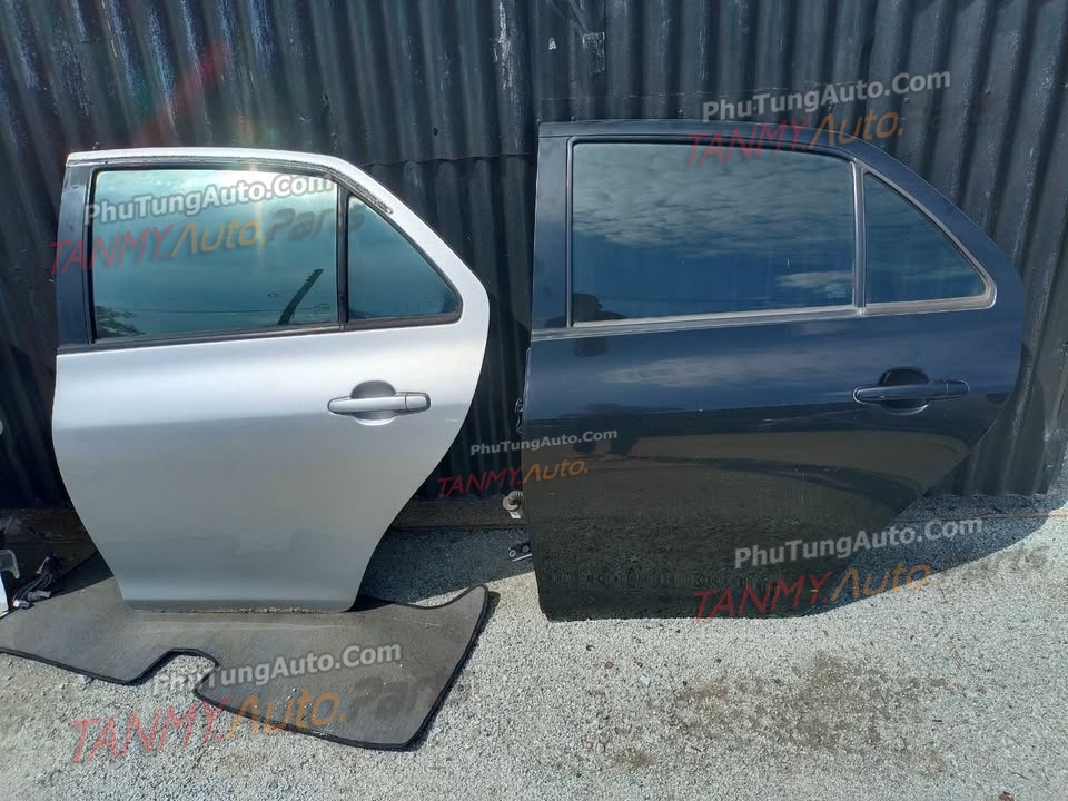Cánh cửa sau lái toyota vios bãi zin